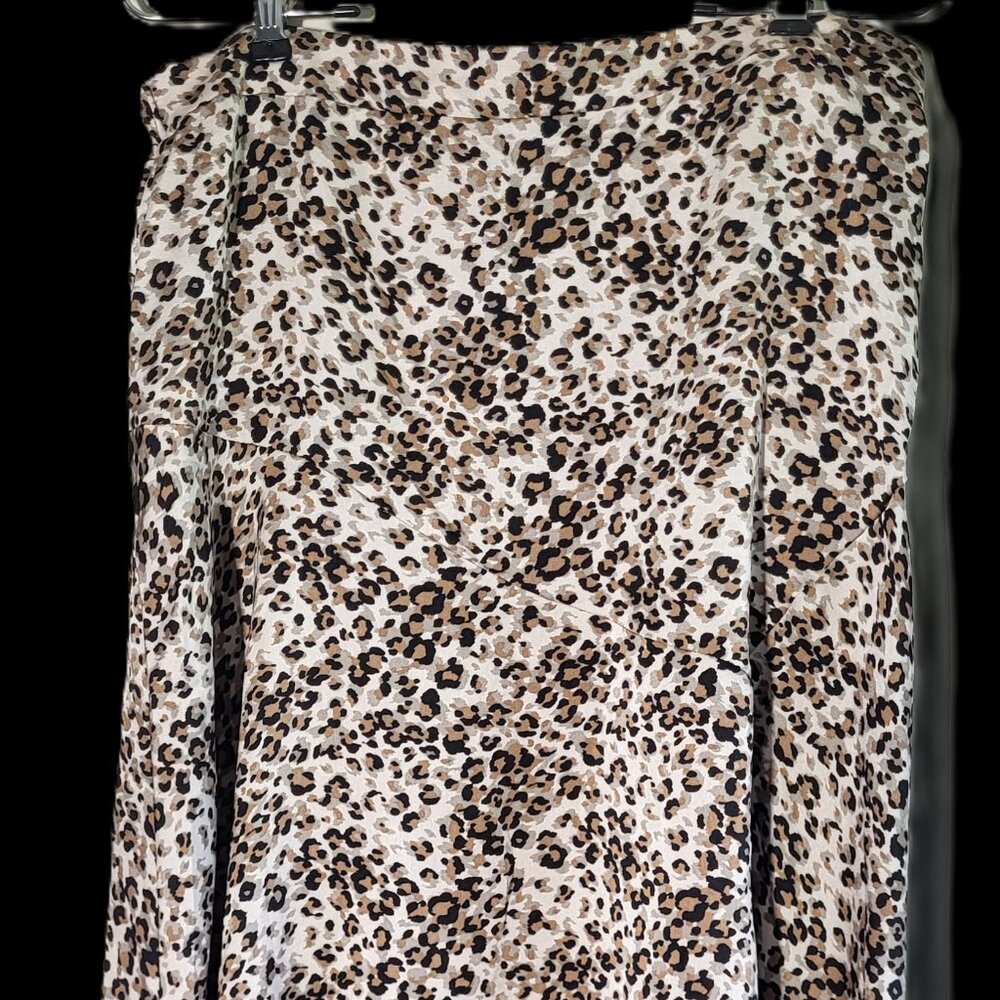 NWT Status By Chenault XL Leopard Print A-Line Slit Skirt
